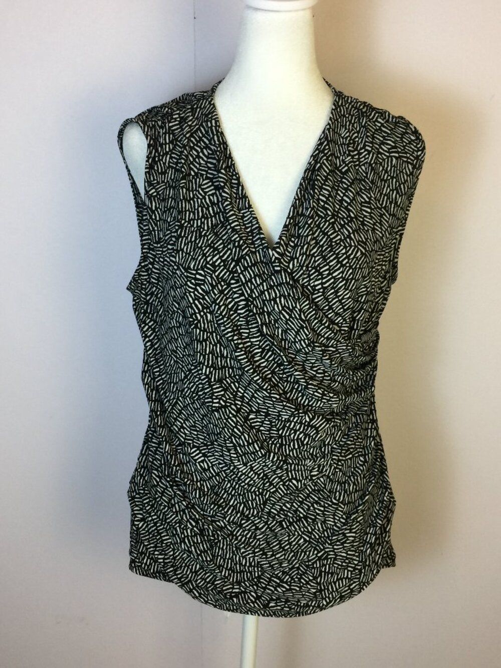 DKNY Surplice Wrap Blouse Top Size L Womans Black White Sleeveless Side Ruched